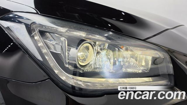 Genesis G80 2018 — photo 8