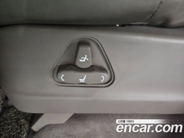 KG Mobility KORANDO 2015 — photo 16