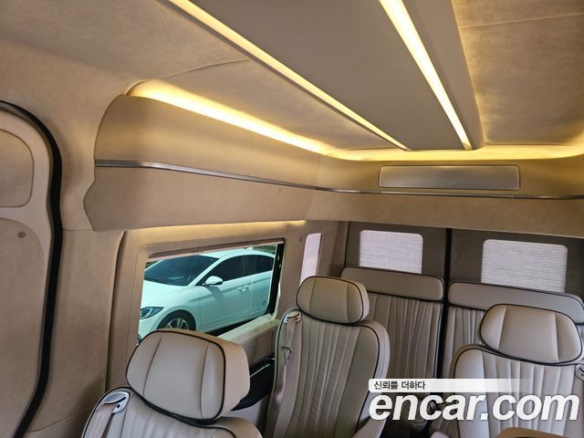 Hyundai Solati 2018 — photo 12