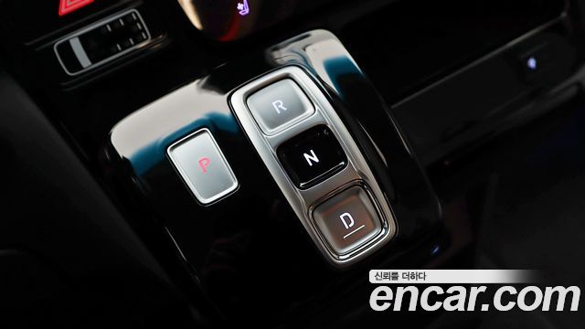 Hyundai Staria 2023 — photo 13