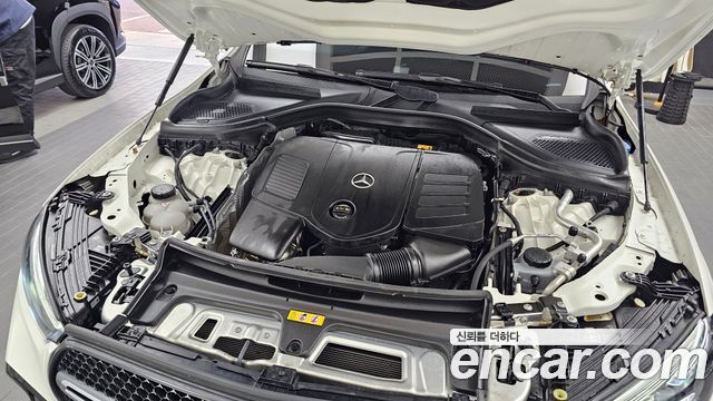 Mercedes-Benz GLC-Class 2024 — photo 6