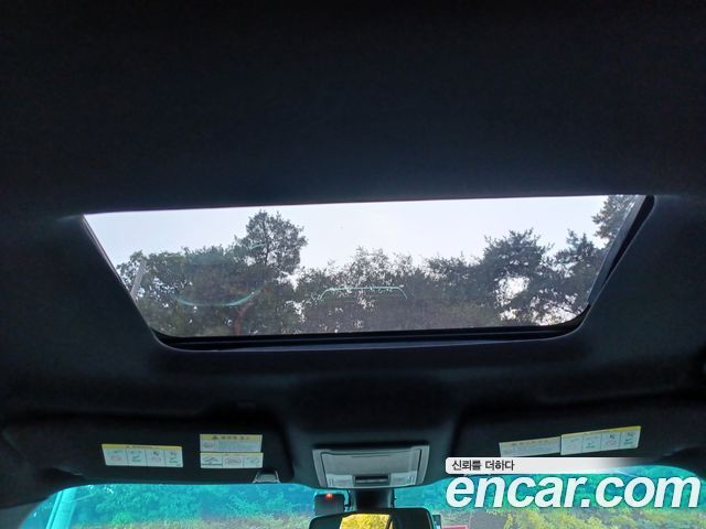Ford Explorer 2017 — photo 17