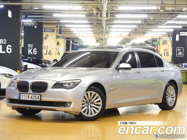 BMW 7-Series 2009 — photo 1
