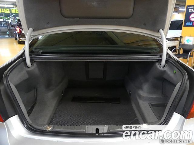 BMW 7-Series 2009 — photo 20