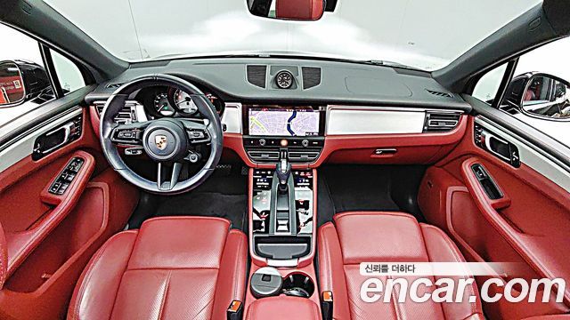 Porsche Macan 2024 — photo 10