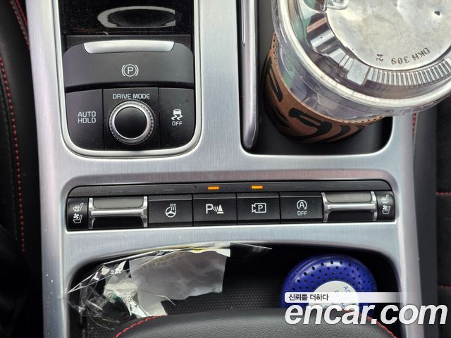 Kia Stinger 2023 — photo 10