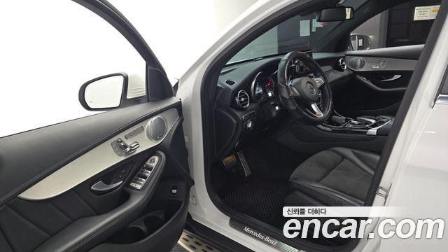 Mercedes-Benz GLC-Class 2019 — photo 13