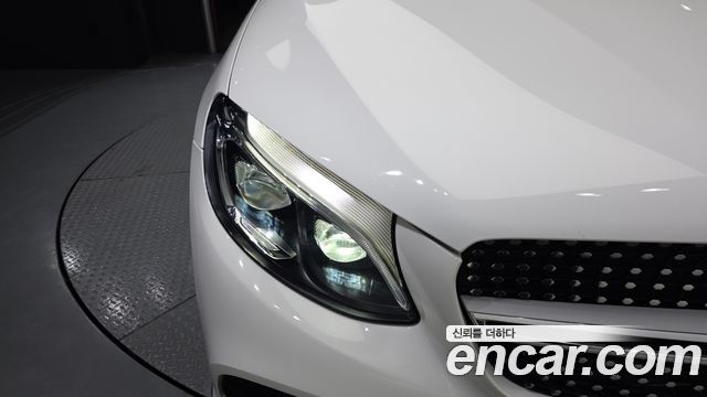 Mercedes-Benz GLC-Class 2019 — photo 8