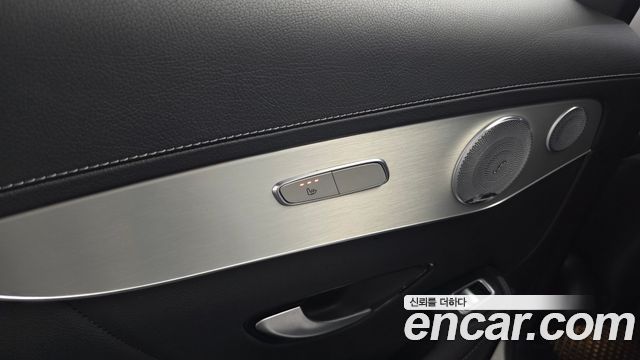 Mercedes-Benz GLC-Class 2019 — photo 30