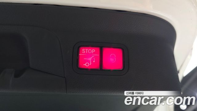 Mercedes-Benz GLC-Class 2019 — photo 31