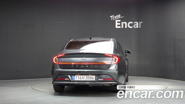Hyundai Sonata 2022 — photo 4