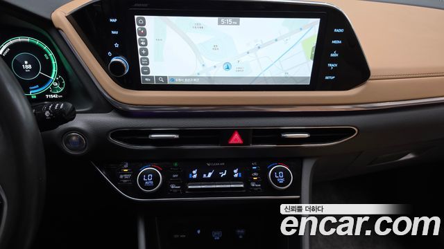 Hyundai Sonata 2022 — photo 19
