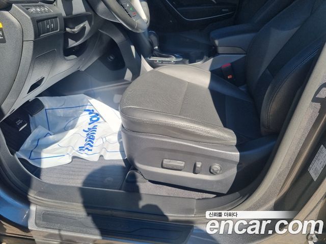 Hyundai Santafe 2016 — photo 18