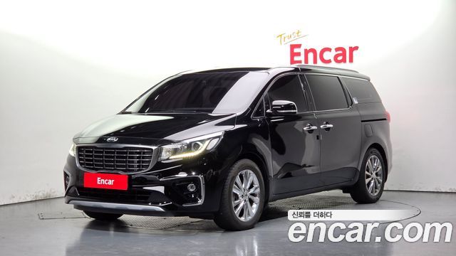 Kia Canival 2020 — photo 1