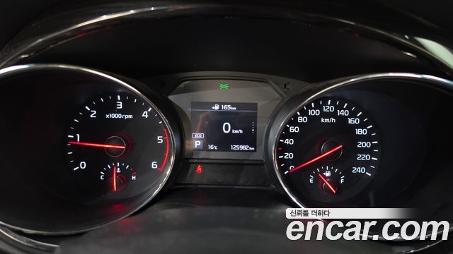 Kia Canival 2020 — photo 11