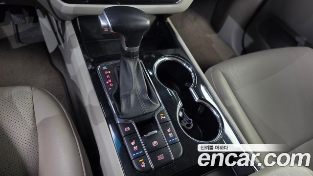 Kia Canival 2020 — photo 12