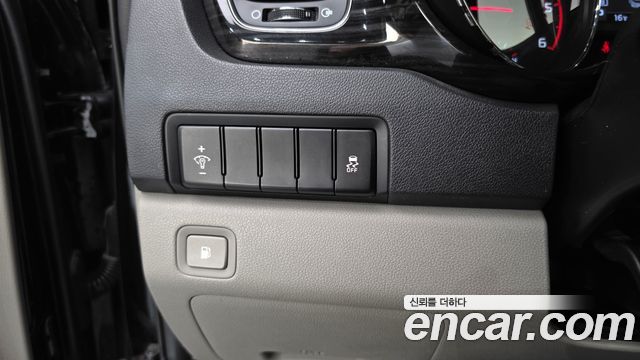 Kia Canival 2020 — photo 22