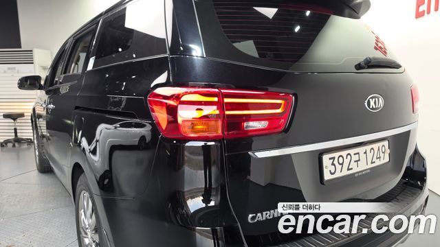 Kia Canival 2020 — photo 9