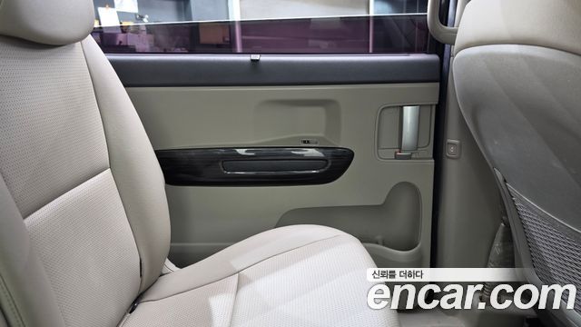 Kia Canival 2020 — photo 15