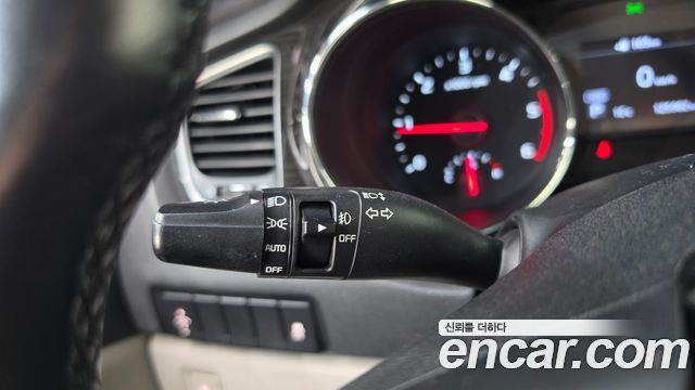 Kia Canival 2020 — photo 27