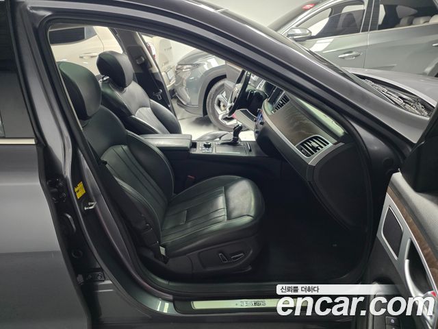 Hyundai Genesis 2014 — photo 11
