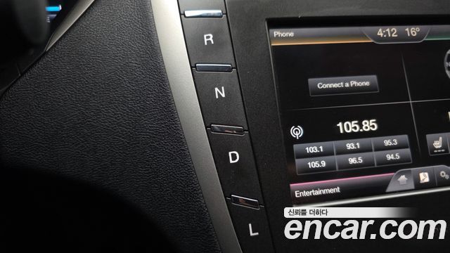 Lincoln MKZ 2015 — photo 9