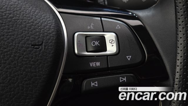 Volkswagen Jetta 2021 — photo 22
