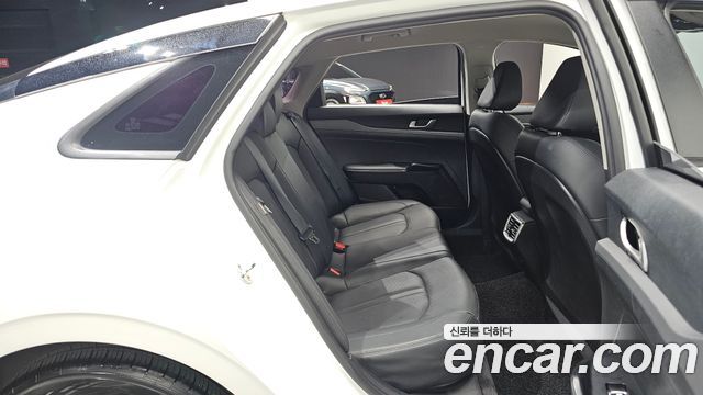 Kia K5 2020 — photo 17