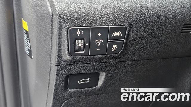 Kia K5 2020 — photo 24