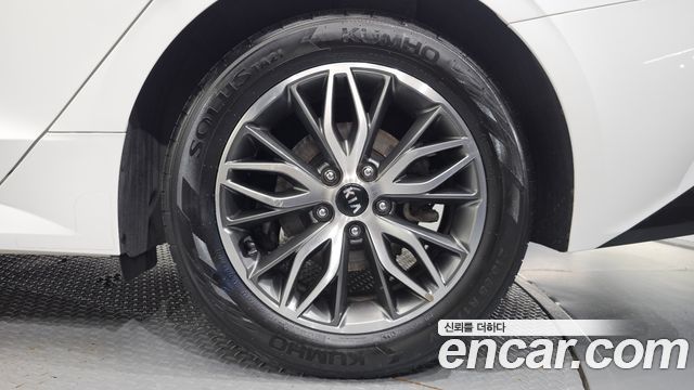 Kia K5 2020 — photo 7