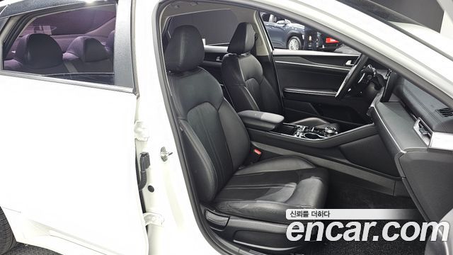 Kia K5 2020 — photo 16