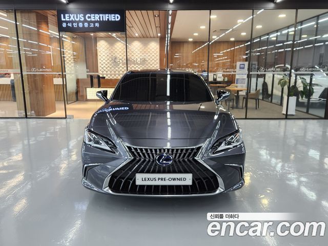 Lexus ES 2022 — photo 3