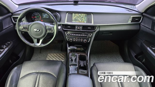 Kia K5 2016 — photo 10