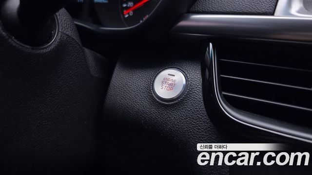 Kia K5 2016 — photo 26