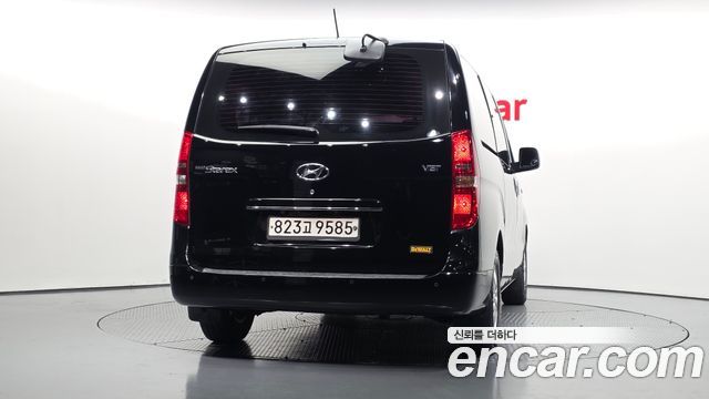 Hyundai Starex 2019 — photo 4