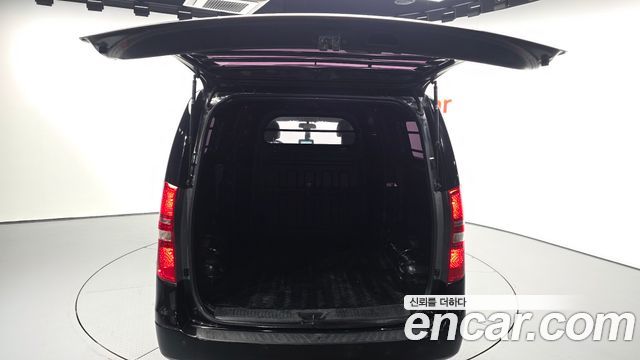Hyundai Starex 2019 — photo 26