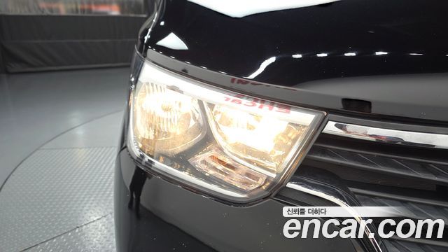 Hyundai Starex 2019 — photo 8