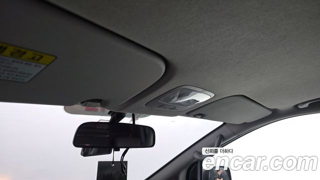 Hyundai Starex 2019 — photo 27