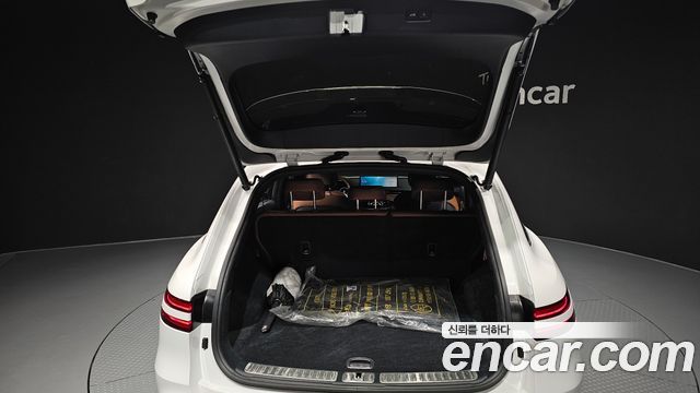 Genesis GV70 2023 — photo 34