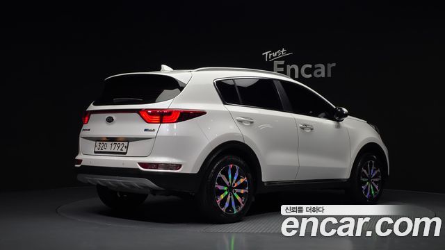 Kia Sportage 2017 — photo 2