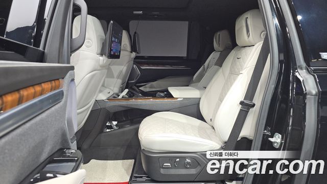Cadillac Escalade 2025 — photo 3