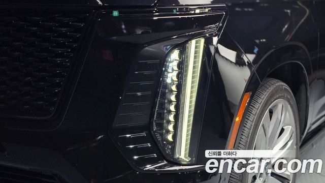 Cadillac Escalade 2025 — photo 10