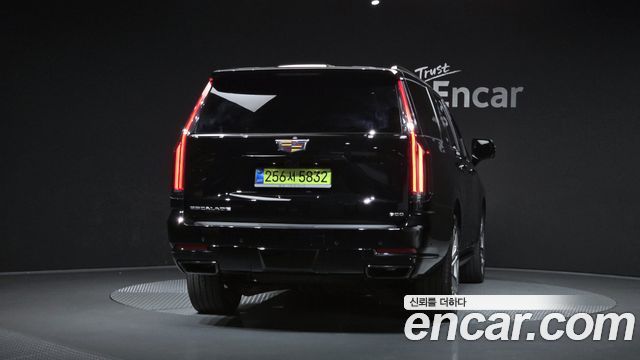 Cadillac Escalade 2025 — photo 7