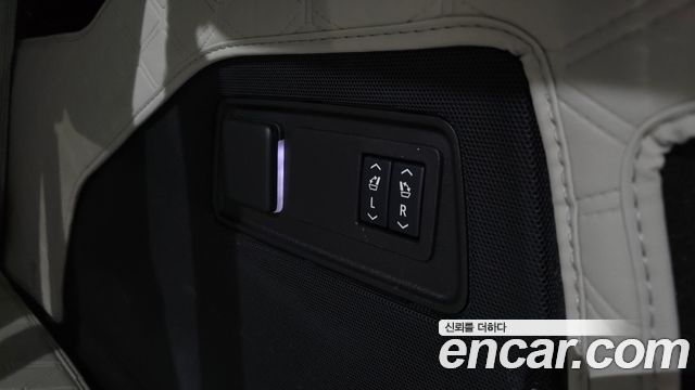 Cadillac Escalade 2025 — photo 36