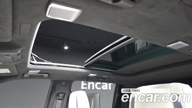 Cadillac Escalade 2025 — photo 38