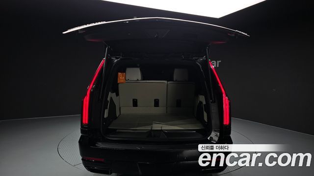 Cadillac Escalade 2025 — photo 41