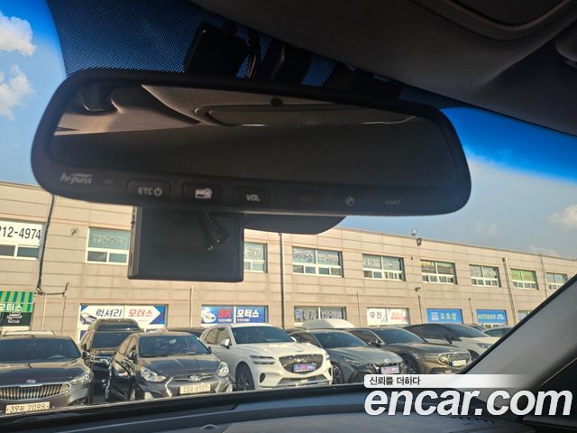 Kia K7 2018 — photo 16