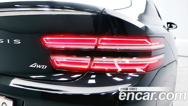Genesis G80 2021 — photo 14