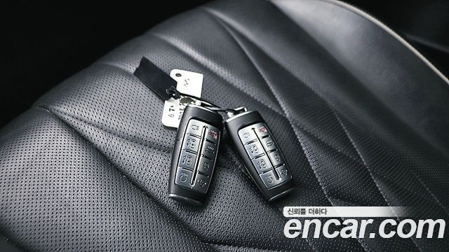 Genesis G80 2021 — photo 17