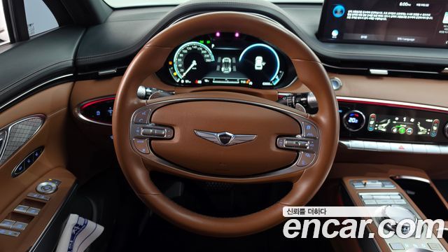 Genesis GV70 2021 — photo 18